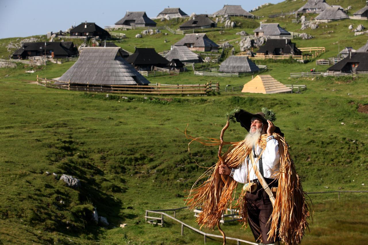 Willa Chalet Encijan - Velika Planina Stahovica Zewnętrze zdjęcie